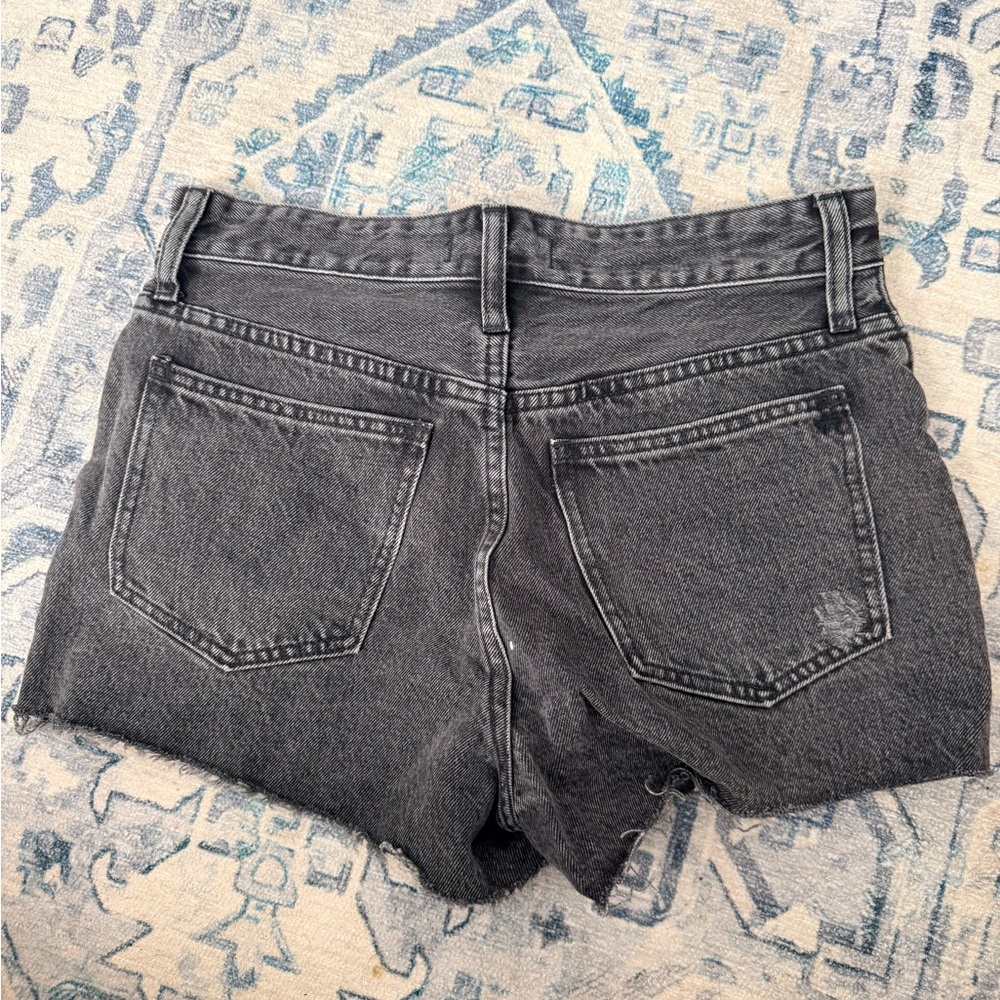 Madewell Washed Black Denim Cutoff Shorts - Picture 3 of 3